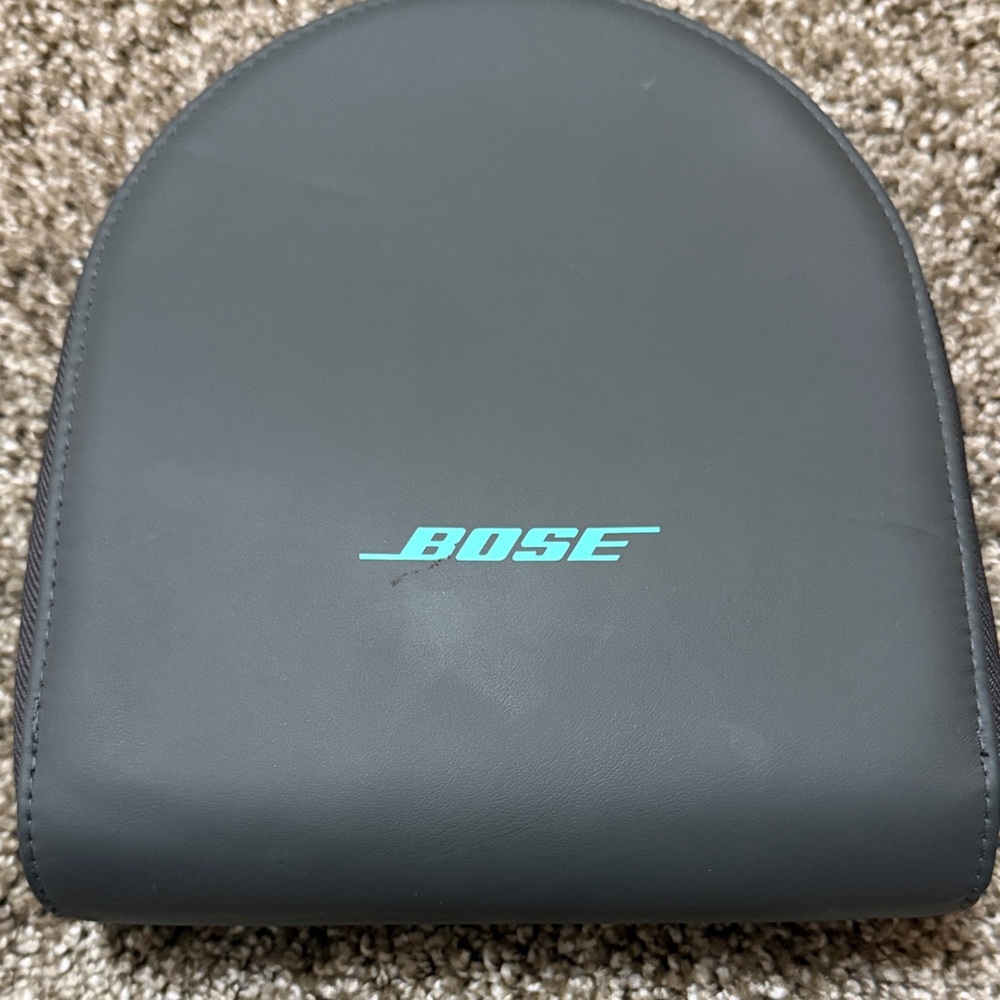 Bose Dark Gray Headphone Case